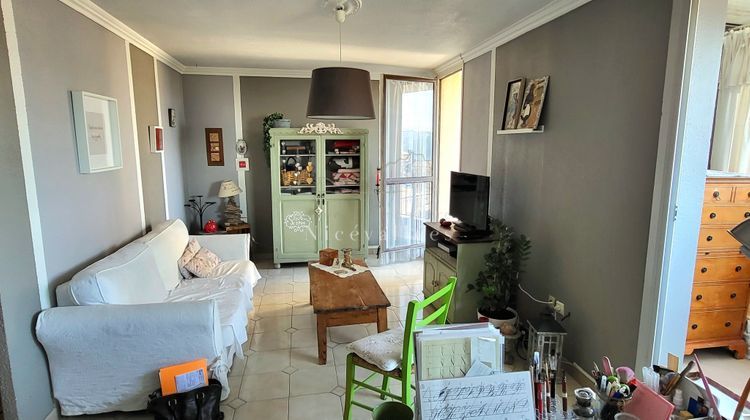 Ma-Cabane - Vente Appartement Carros, 65 m²