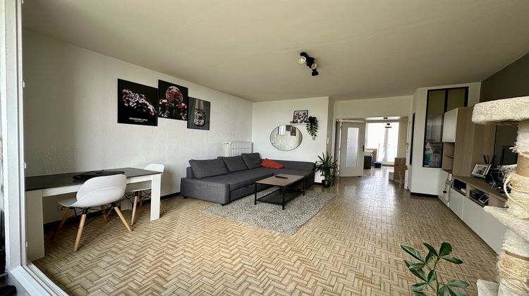 Ma-Cabane - Vente Appartement Carros, 64 m²