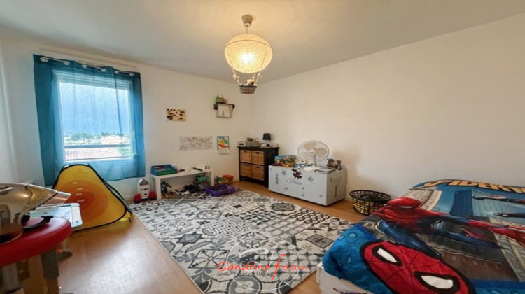 Ma-Cabane - Vente Appartement Carros, 61 m²