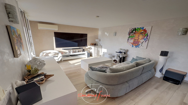 Ma-Cabane - Vente Appartement Carros, 73 m²