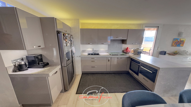 Ma-Cabane - Vente Appartement Carros, 73 m²