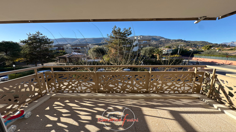 Ma-Cabane - Vente Appartement Carros, 37 m²