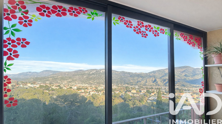 Ma-Cabane - Vente Appartement Carros, 59 m²