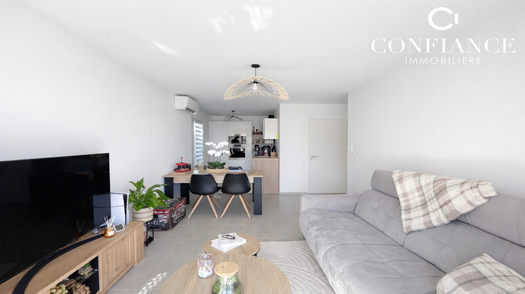 Ma-Cabane - Vente Appartement Carros, 57 m²