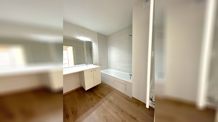 Ma-Cabane - Vente Appartement CASTANET-TOLOSAN, 61 m²