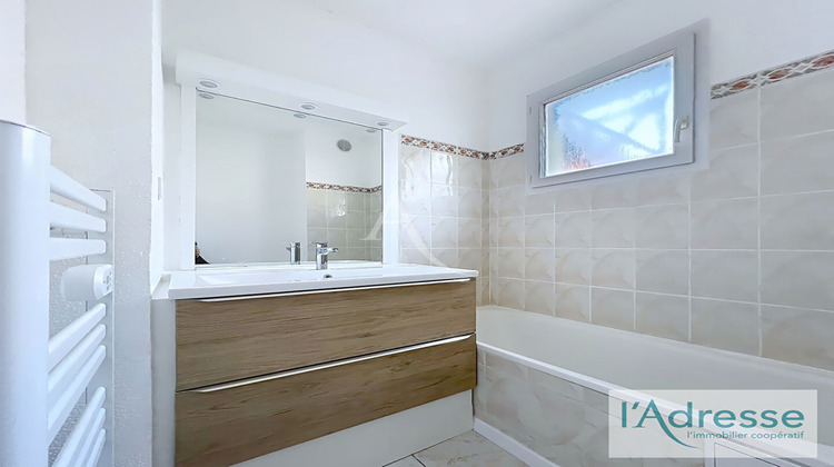 Ma-Cabane - Vente Appartement CASTELGINEST, 47 m²