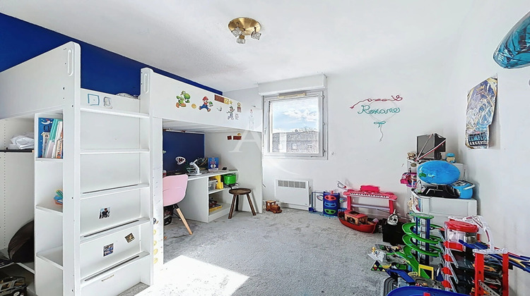 Ma-Cabane - Vente Appartement CASTELGINEST, 62 m²