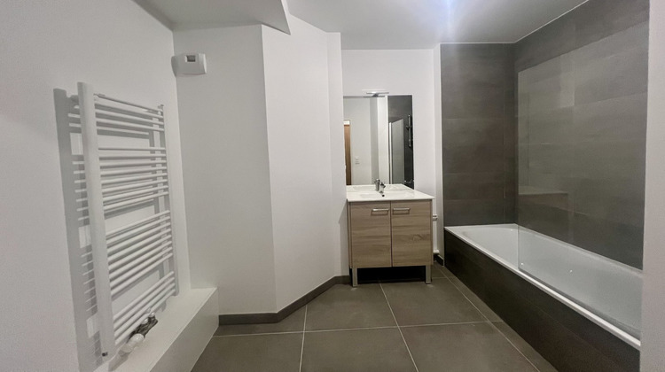 Ma-Cabane - Vente Appartement CAUDAN, 62 m²