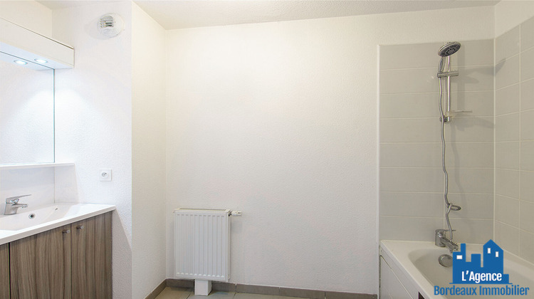 Ma-Cabane - Vente Appartement CENON, 61 m²