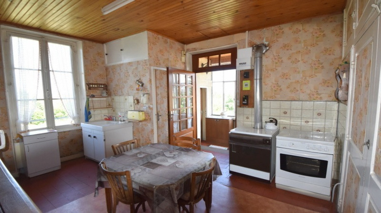 Ma-Cabane - Vente Appartement CERCY LA TOUR, 54 m²