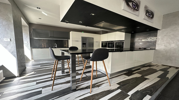 Ma-Cabane - Vente Appartement CERNAY, 153 m²