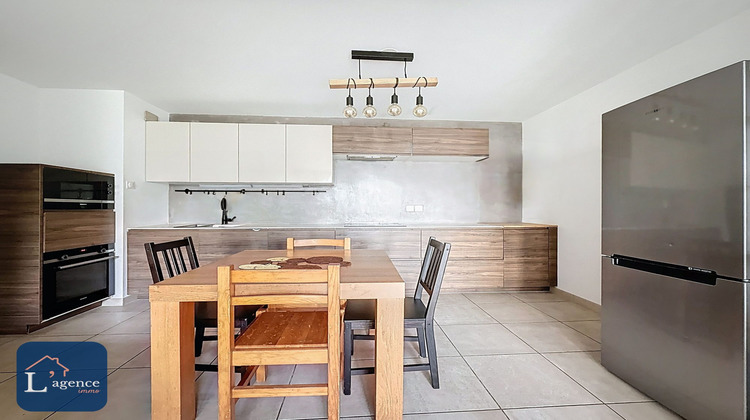 Ma-Cabane - Vente Appartement Cessy, 60 m²
