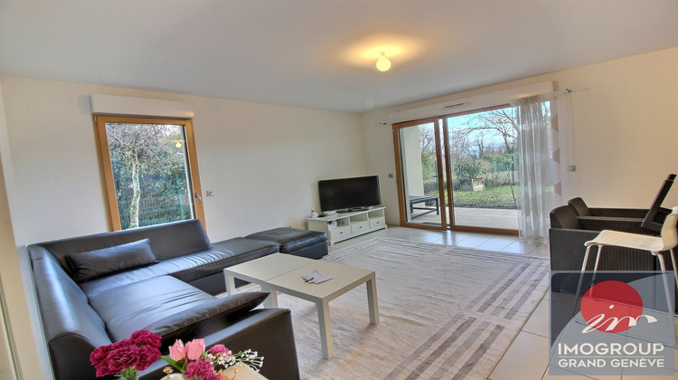 Ma-Cabane - Vente Appartement CESSY, 97 m²