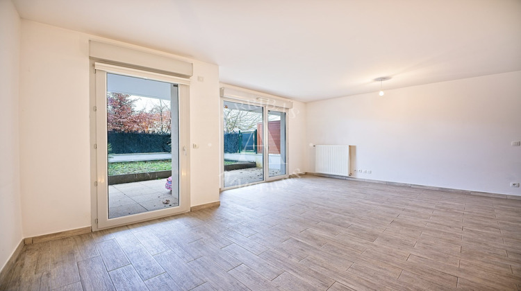 Ma-Cabane - Vente Appartement Cessy, 73 m²