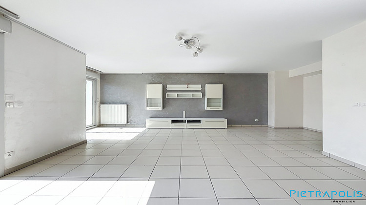 Ma-Cabane - Vente Appartement Cessy, 87 m²