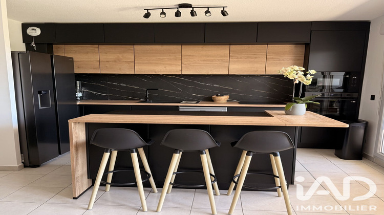 Ma-Cabane - Vente Appartement Cessy, 88 m²