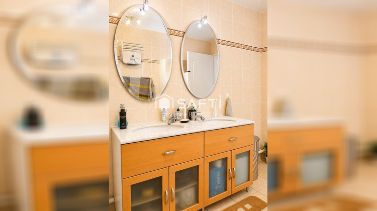 Ma-Cabane - Vente Appartement Cessy, 87 m²