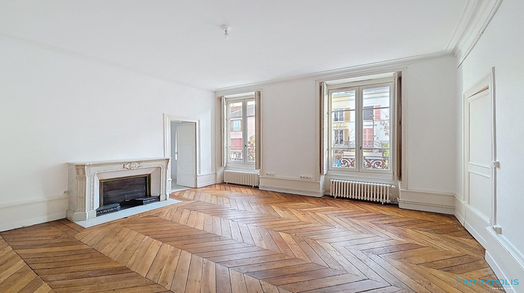 Ma-Cabane - Vente Appartement Chalon-sur-Saône, 225 m²