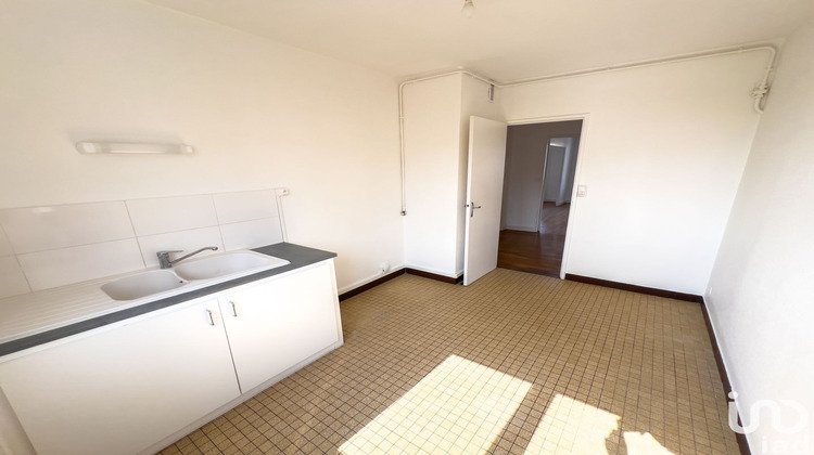 Ma-Cabane - Vente Appartement Châlons-en-Champagne, 100 m²