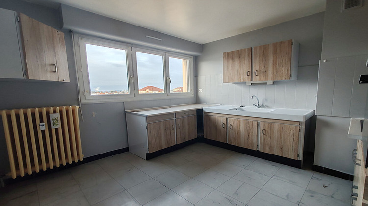 Ma-Cabane - Vente Appartement CHALONS-EN-CHAMPAGNE, 45 m²