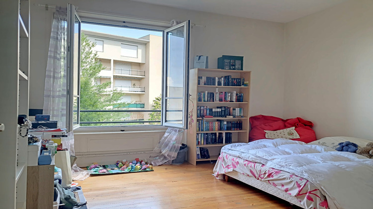 Ma-Cabane - Vente Appartement CHAMALIERES, 107 m²