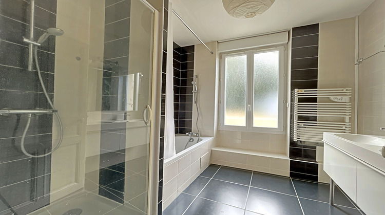 Ma-Cabane - Vente Appartement CHAMALIERES, 109 m²