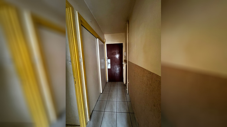 Ma-Cabane - Vente Appartement CHAMALIERES, 38 m²