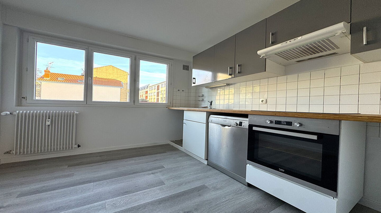 Ma-Cabane - Vente Appartement CHAMALIERES, 60 m²