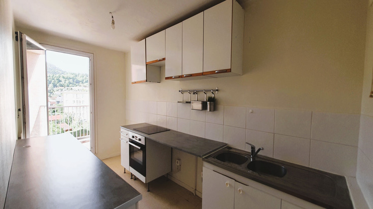 Ma-Cabane - Vente Appartement CHAMALIERES, 66 m²