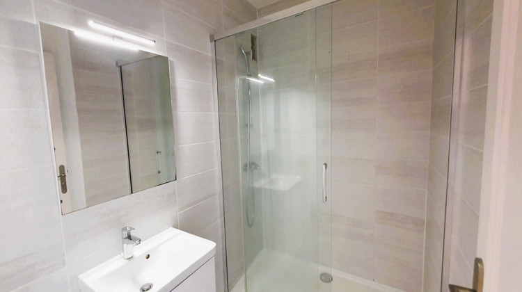 Ma-Cabane - Vente Appartement CHAMALIERES, 66 m²
