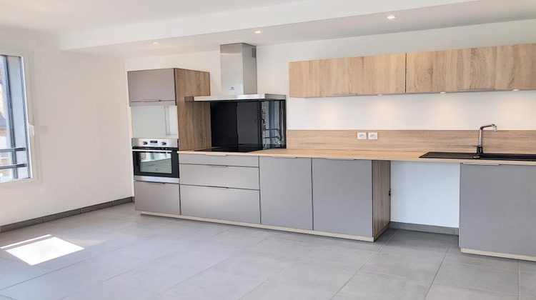 Ma-Cabane - Vente Appartement CHAMBERY, 48 m²