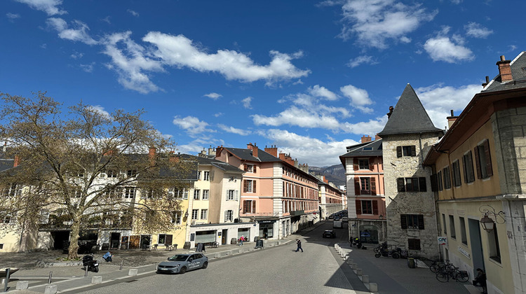 Ma-Cabane - Vente Appartement CHAMBERY, 355 m²