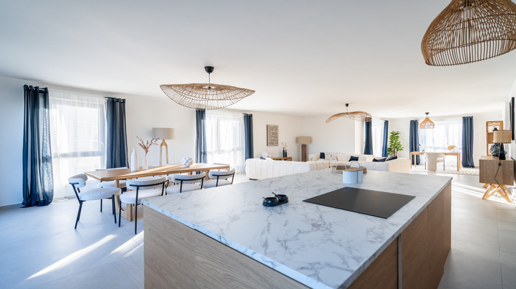 Ma-Cabane - Vente Appartement Champagne-au-Mont-d'Or, 166 m²