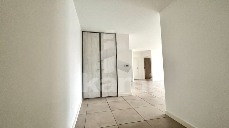 Ma-Cabane - Vente Appartement Champagne-au-Mont-d'Or, 45 m²