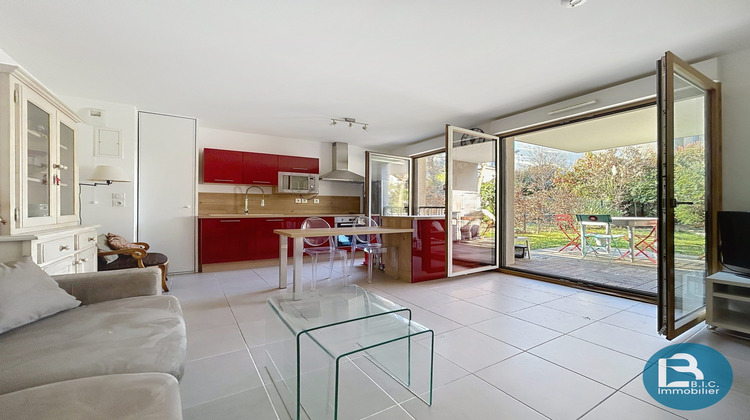 Ma-Cabane - Vente Appartement Champagne-au-Mont-d'Or, 44 m²