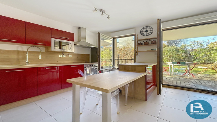 Ma-Cabane - Vente Appartement Champagne-au-Mont-d'Or, 44 m²