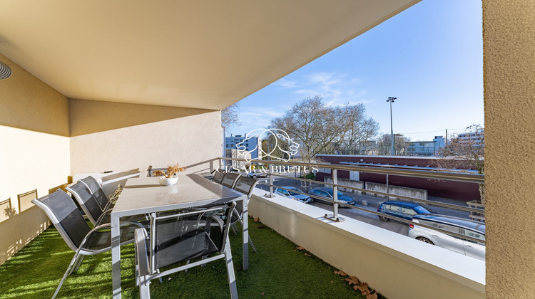 Ma-Cabane - Vente Appartement Champagne-au-Mont-d'Or, 72 m²