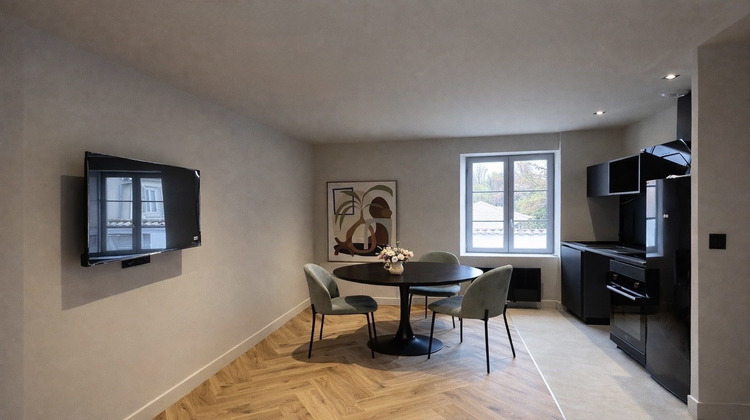 Ma-Cabane - Vente Appartement Champagne-au-Mont-d'Or, 37 m²