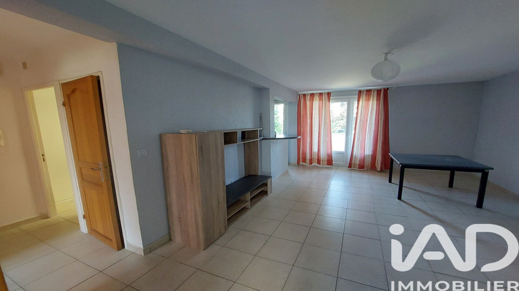 Ma-Cabane - Vente Appartement Champagne-Au-Mont-d'Or, 56 m²