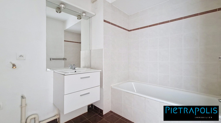 Ma-Cabane - Vente Appartement Champagne-au-Mont-d'Or, 47 m²