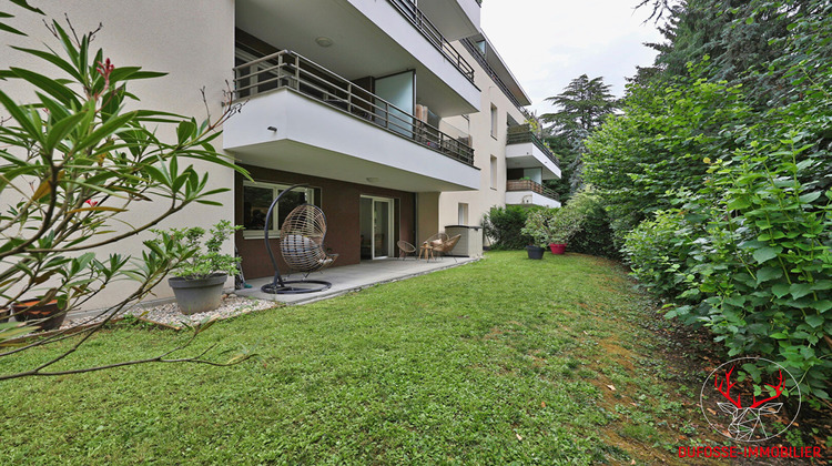 Ma-Cabane - Vente Appartement CHAMPAGNE-AU-MONT-D'OR, 68 m²