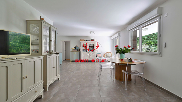 Ma-Cabane - Vente Appartement CHAMPAGNE-AU-MONT-D'OR, 68 m²