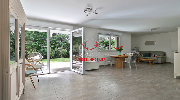 Ma-Cabane - Vente Appartement CHAMPAGNE-AU-MONT-D'OR, 68 m²