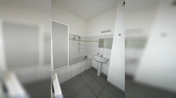 Ma-Cabane - Vente Appartement CHAMPAGNOLE, 77 m²