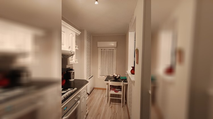 Ma-Cabane - Vente Appartement CHAMPAGNOLE, 64 m²