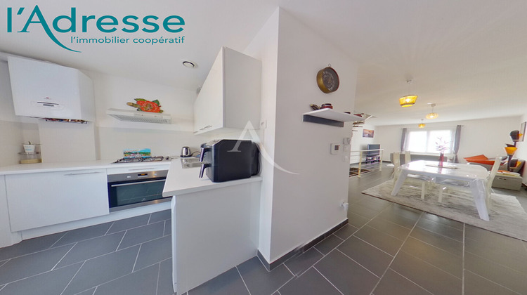 Ma-Cabane - Vente Appartement CHAMPS-SUR-MARNE, 64 m²