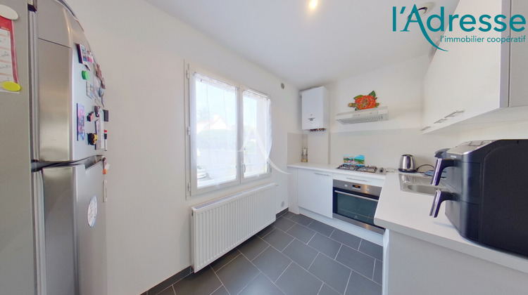 Ma-Cabane - Vente Appartement CHAMPS-SUR-MARNE, 64 m²