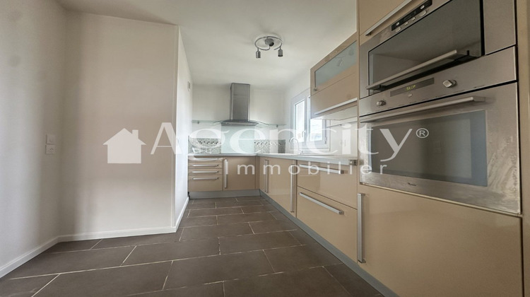 Ma-Cabane - Vente Appartement Champs-sur-Marne, 95 m²