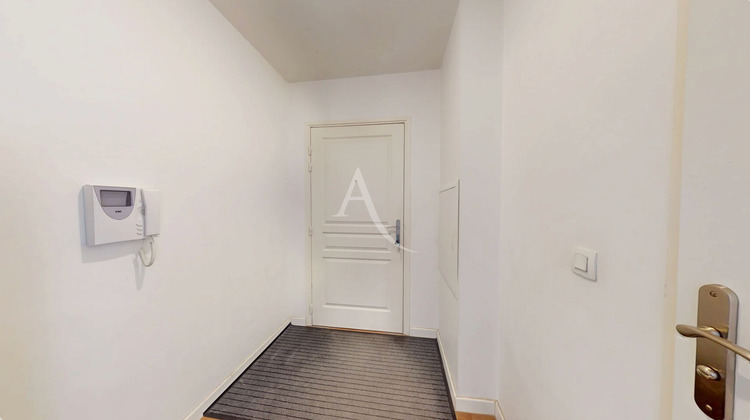 Ma-Cabane - Vente Appartement CHAMPS-SUR-MARNE, 45 m²