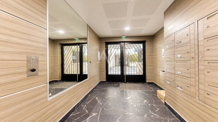 Ma-Cabane - Vente Appartement CHAMPS-SUR-MARNE, 42 m²